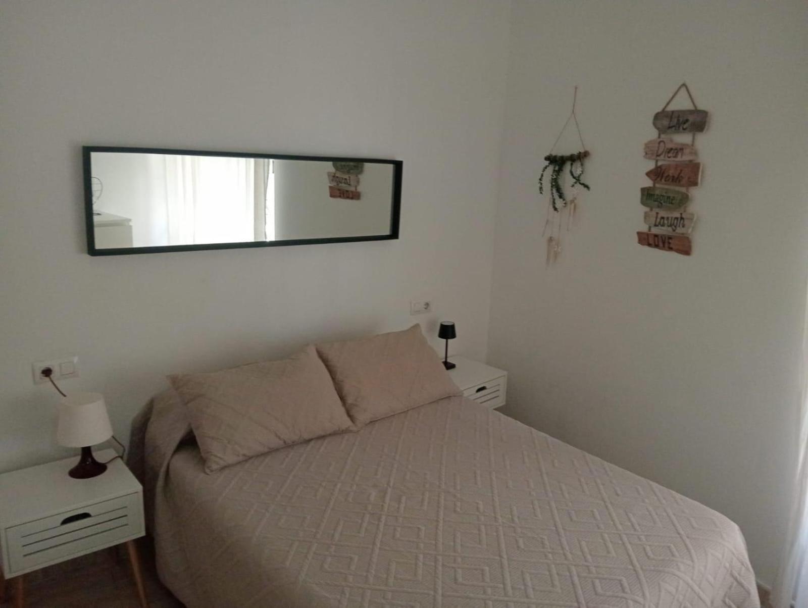 Privado En Alameda De Hercules *