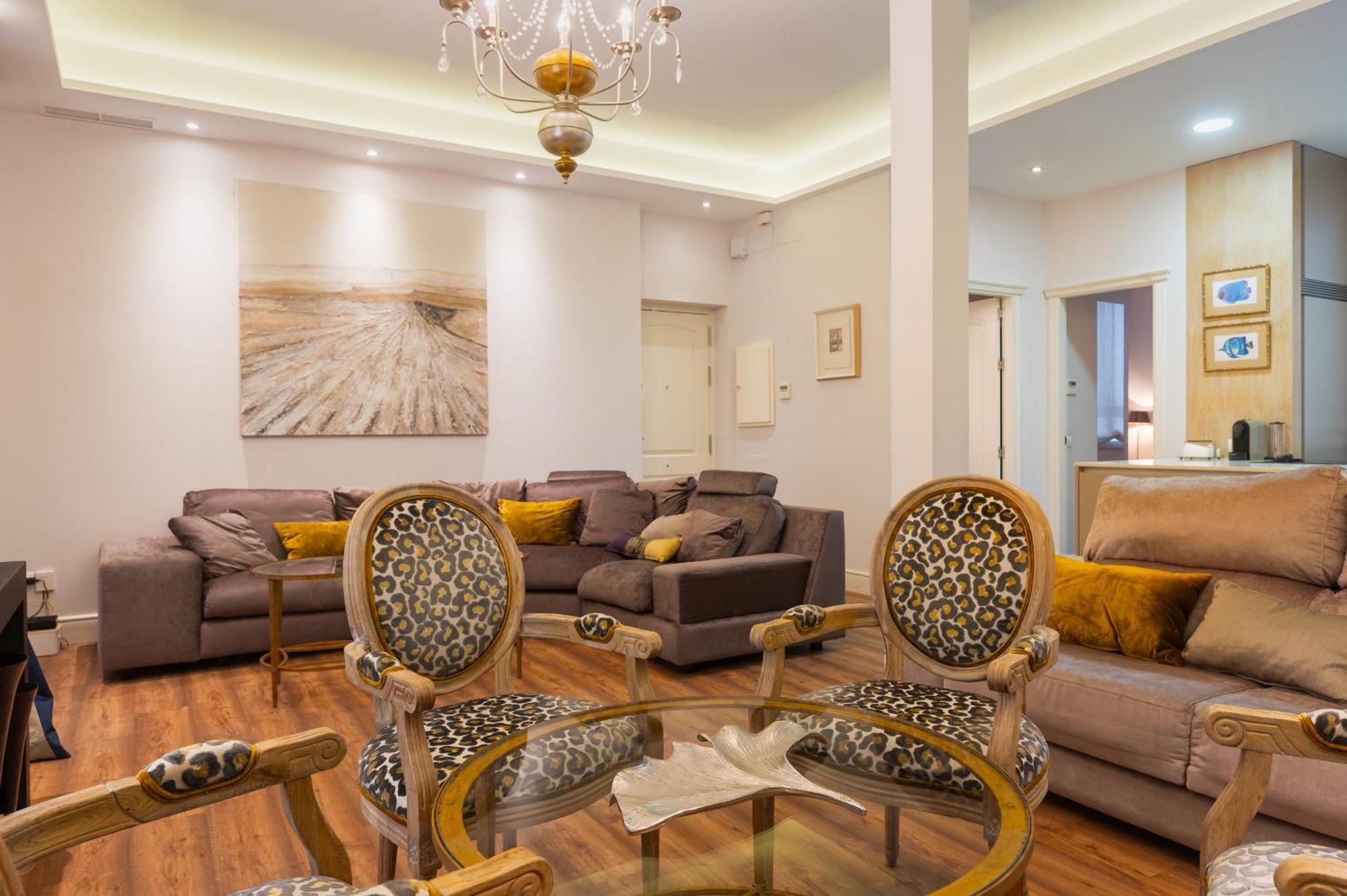 Centro Luxe 3 Apartamento *