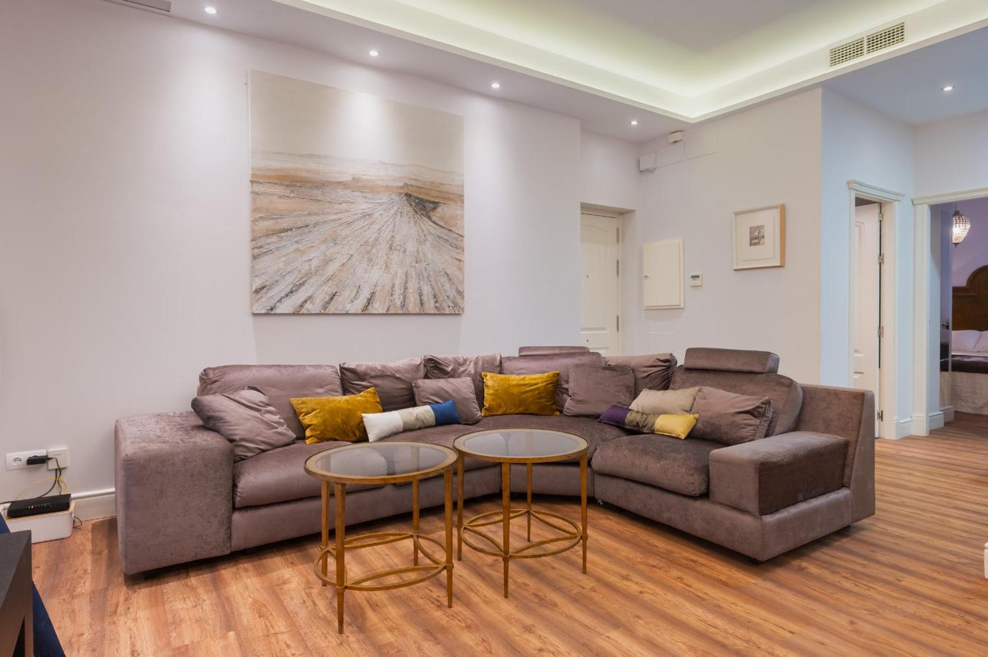 Centro Luxe 3 *