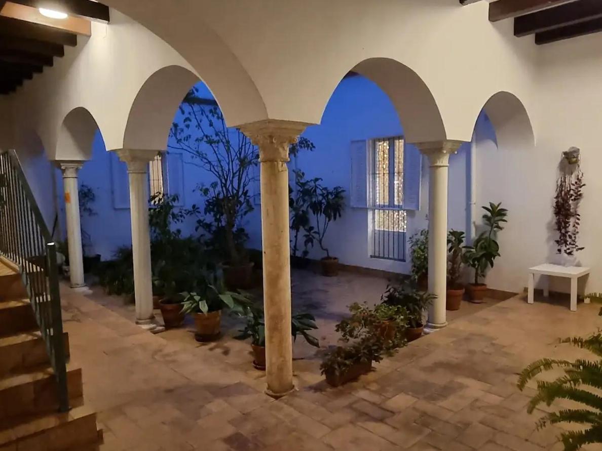Triana Pureza Apartment