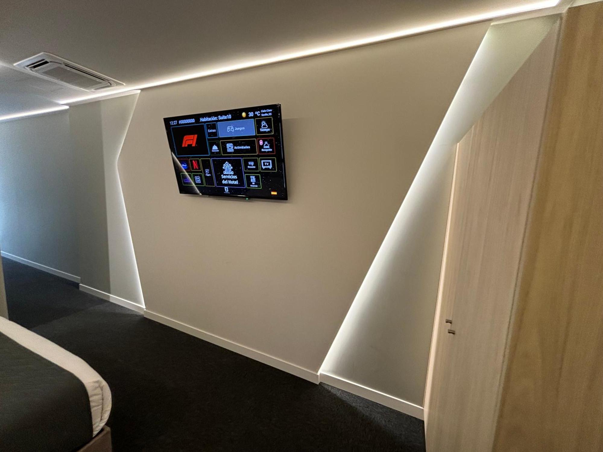 Capsule hotel Futurotel Seville