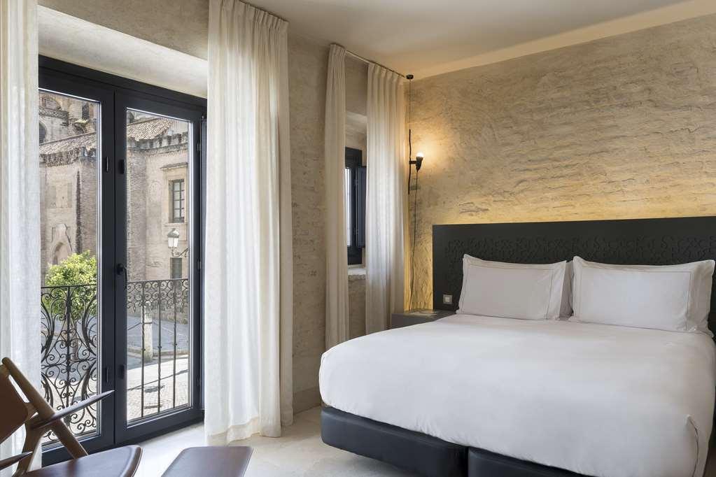 Hotel Mercer Eme Cathedral *