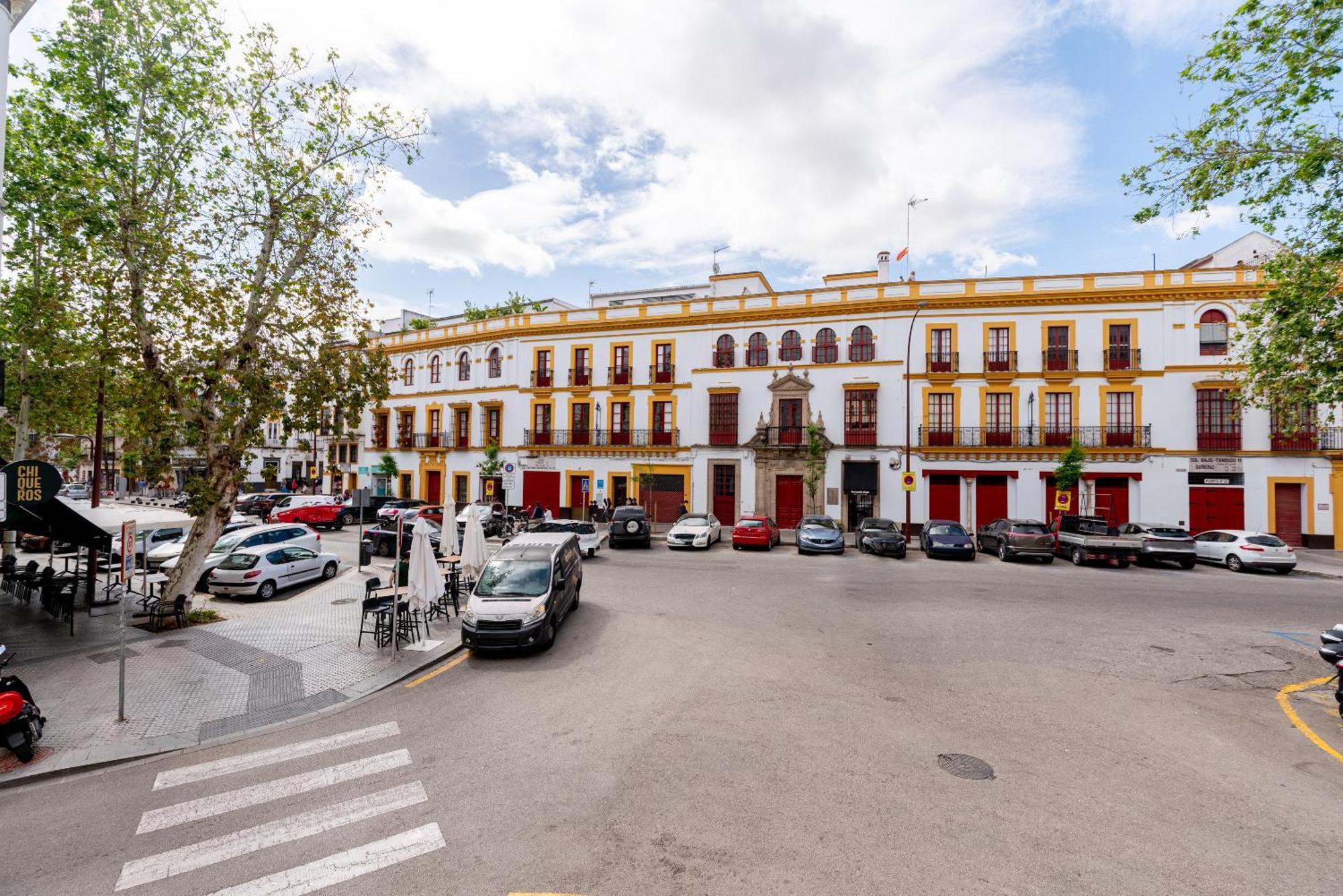 Pyl Centro Junto Catedral * Sevilla