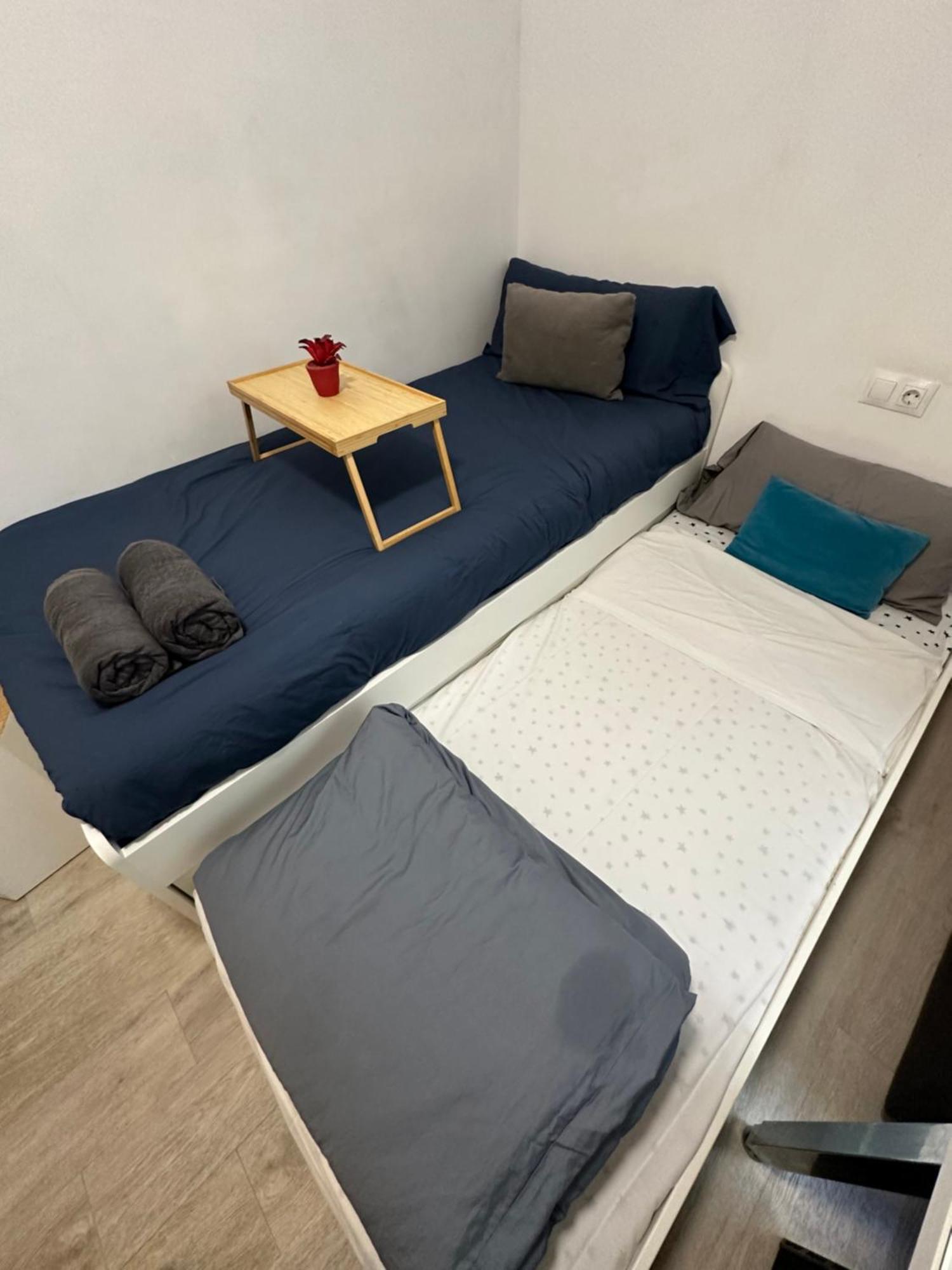 Homestay Casa Duque Compartida Familiar 1-habitacion Con Bano Propio Seville