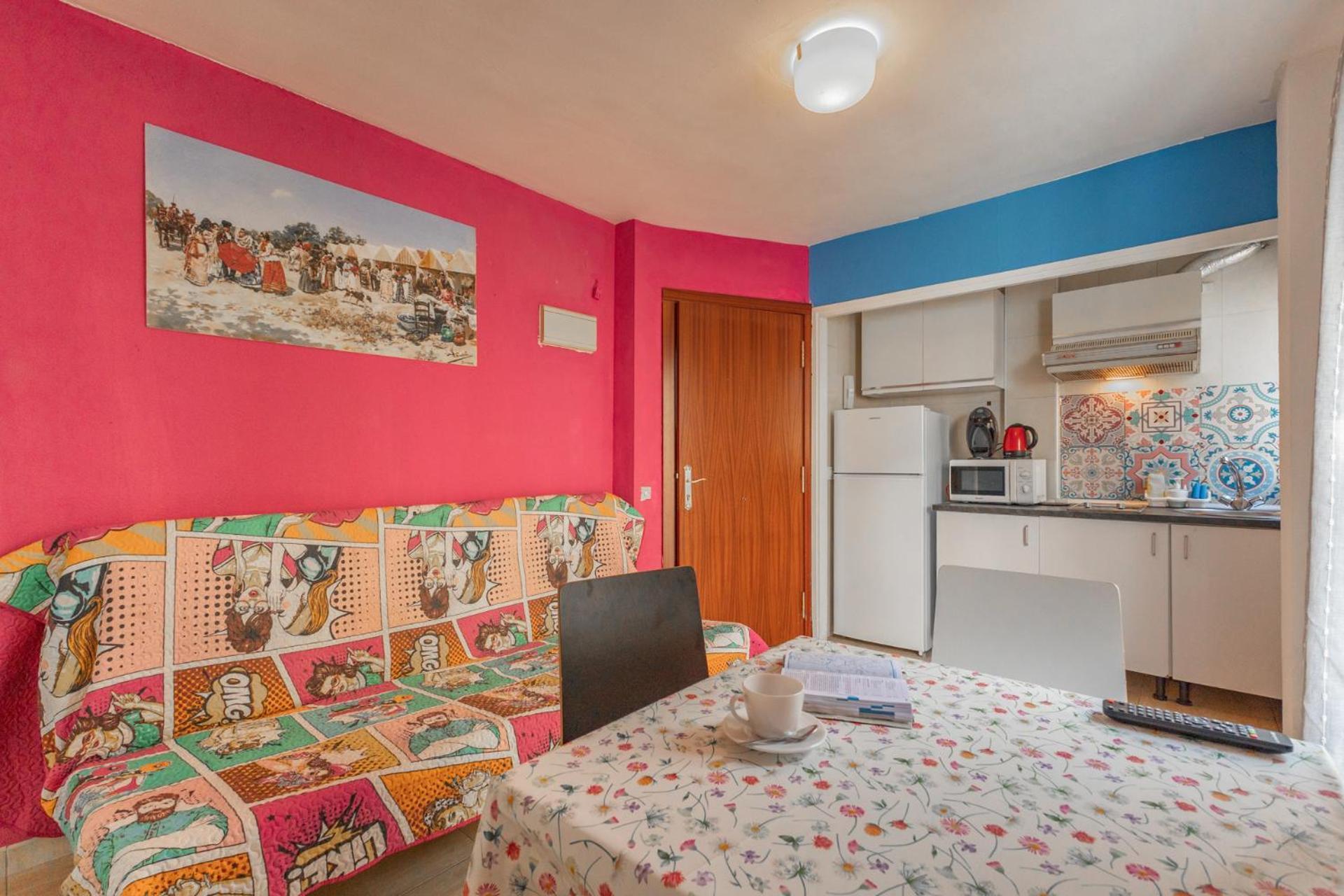Duque Center Premium Suites, Free Parking