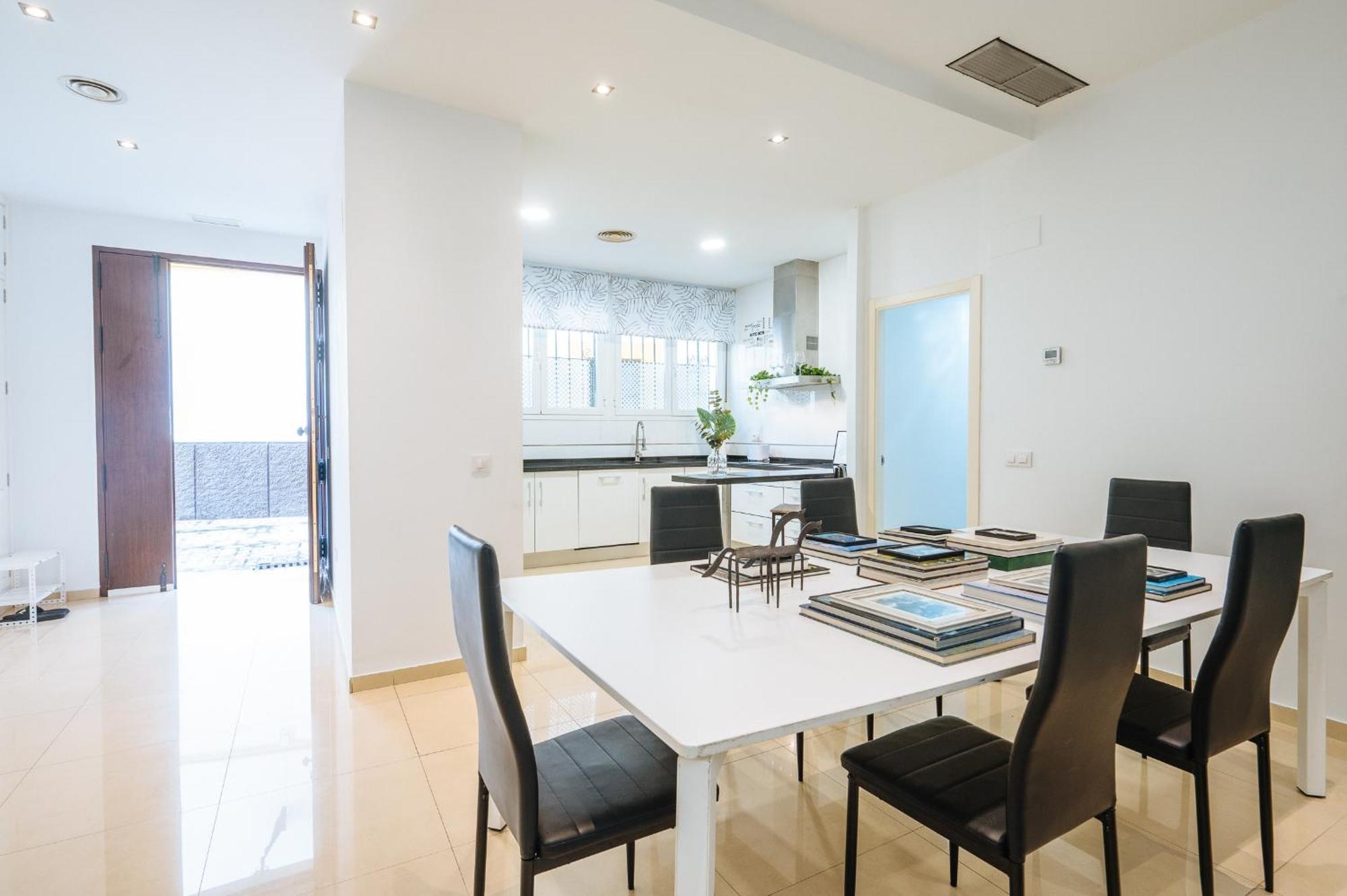 Elegant Interior In Centre Habitación en casa particular