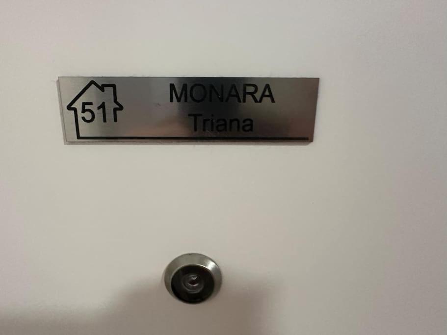 Atico Triana Con Terraza * Sevilla