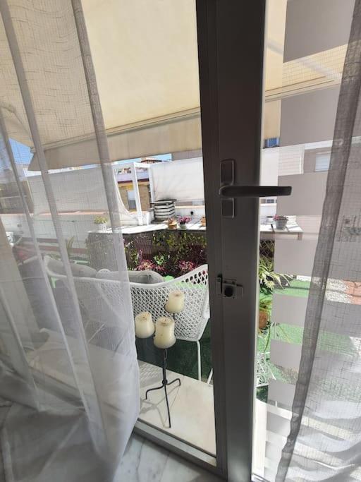 Atico Triana Con Terraza Apartamento *