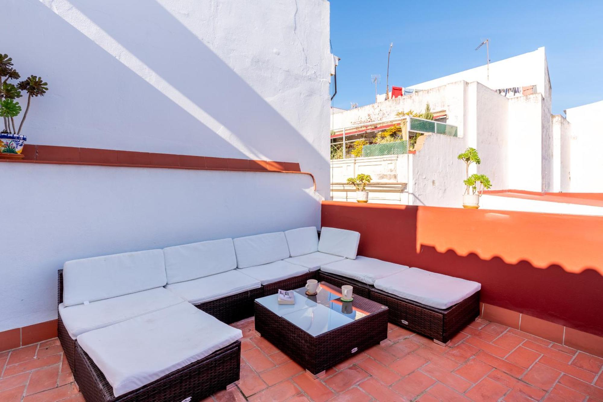 Apartment Holi-rent Penthouse Penuelas Seville