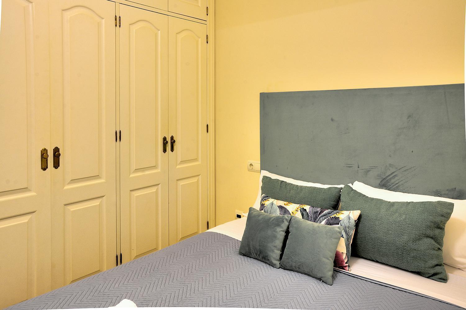 Bonito Piso En Calle Antolinez Apartamento Sevilla