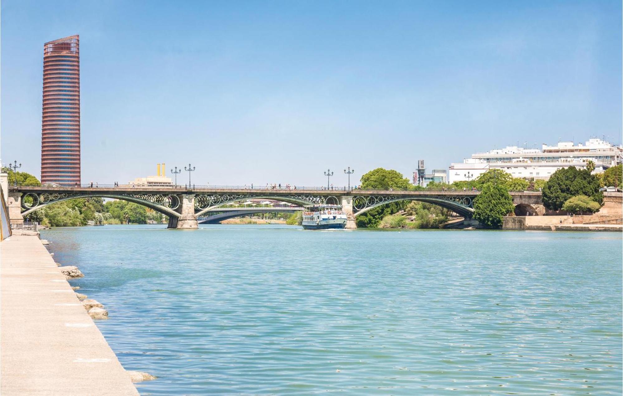Beautiful In With Wifi Sevilla
