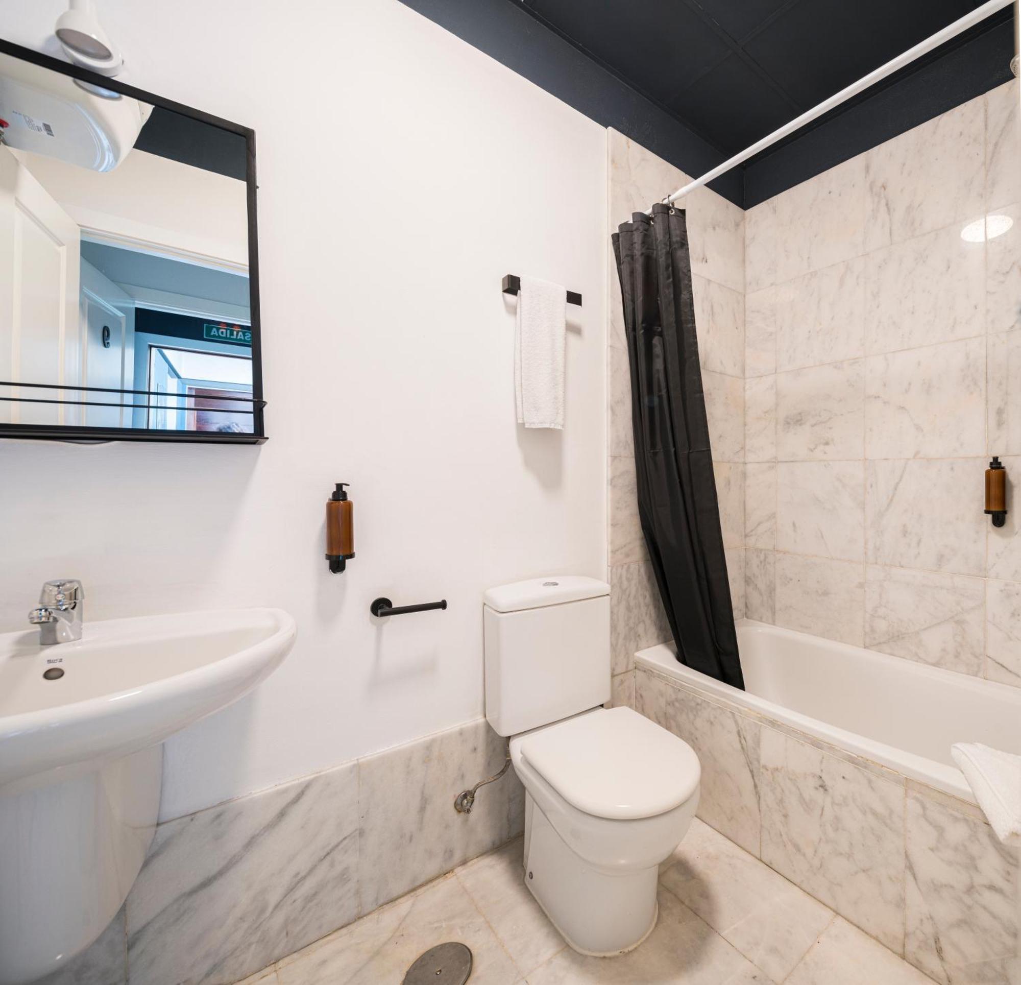 Hostal Joy Setas Coworking Sevilla