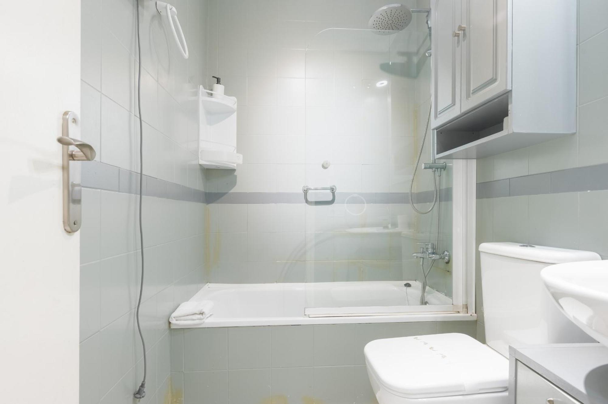 Functional And Pretty-1bd 1bth- San Vicente Sevilla