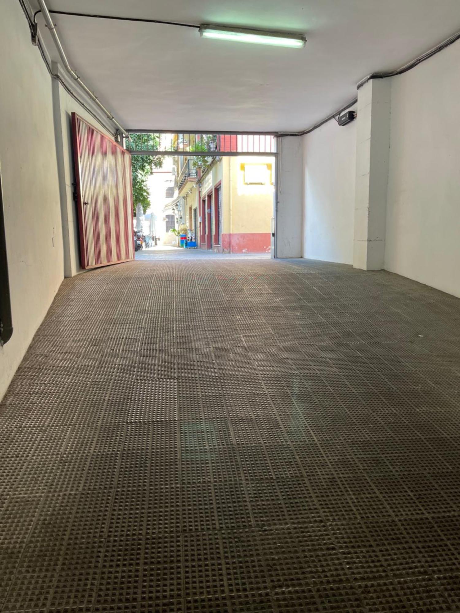 Calle Rodrigo De Triana Con Opcion De Parking *