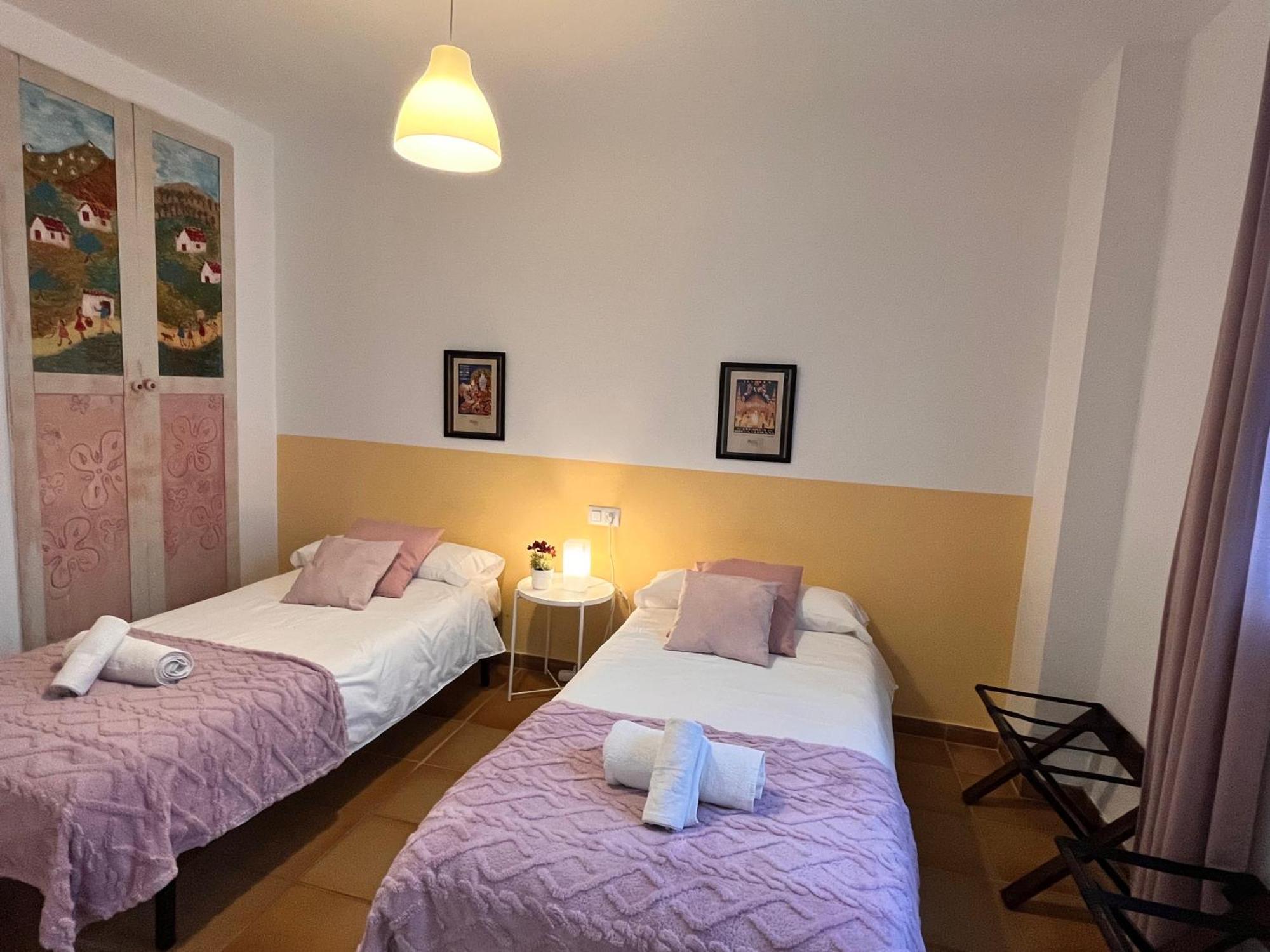Plaza Espana Family House