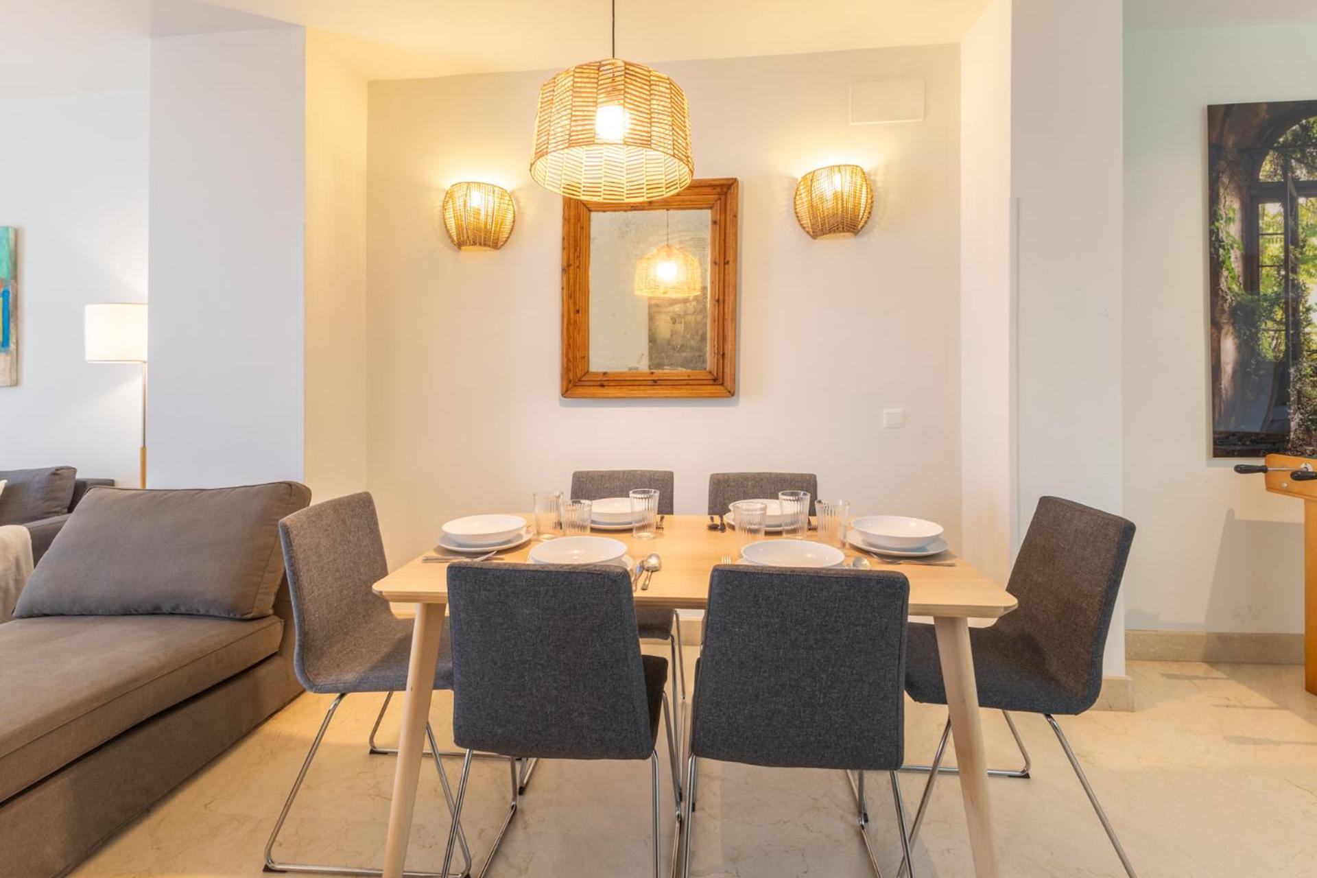 Tentudia Charming With Private Roof-top Or Patio In San Bernardo By Ocityzen Sevilla