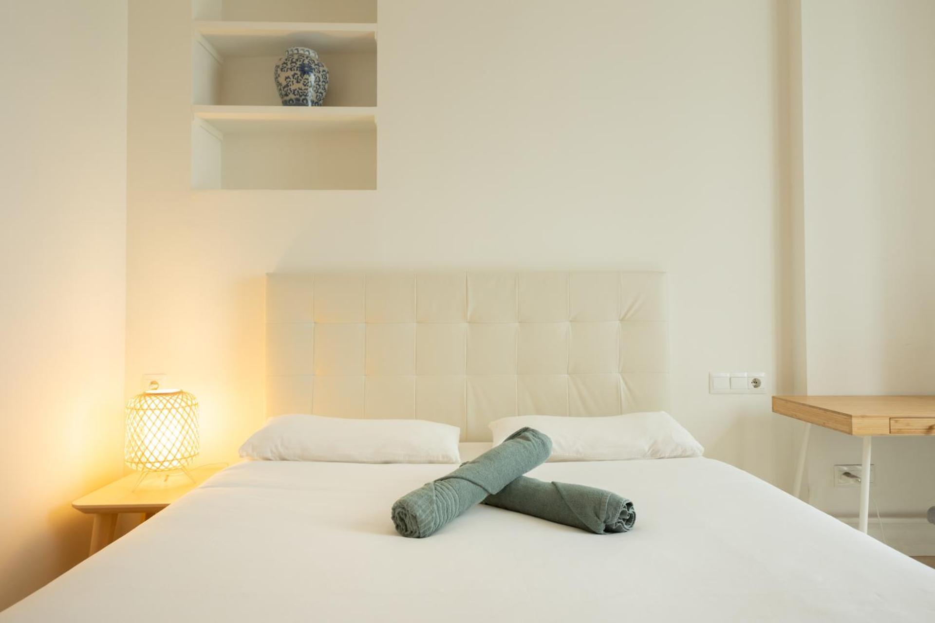 Apartamento Tentudia Charming With Private Roof-top Or Patio In San Bernardo By Ocityzen