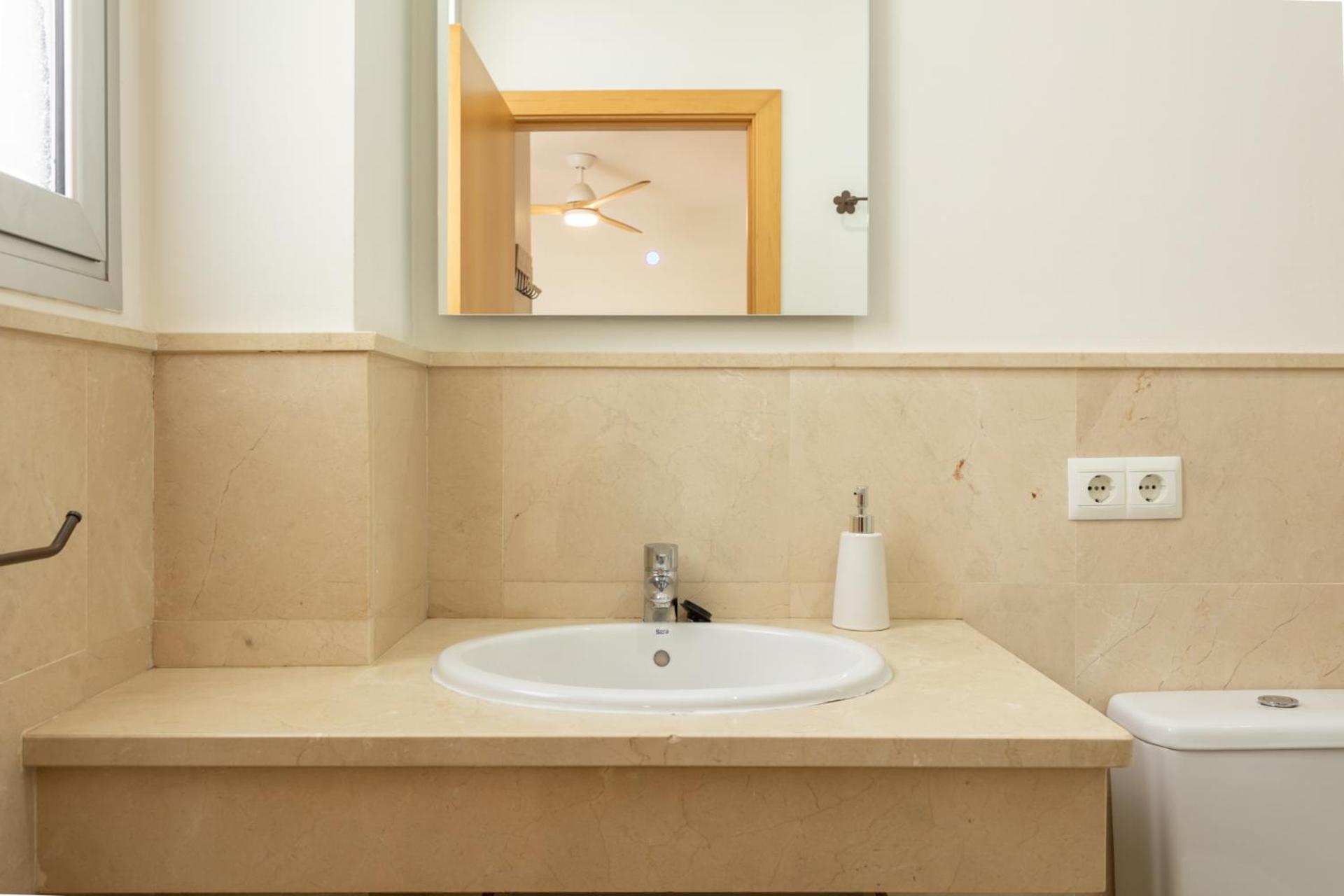 Tentudia Charming With Private Roof-top Or Patio In San Bernardo By Ocityzen Apartamento Sevilla