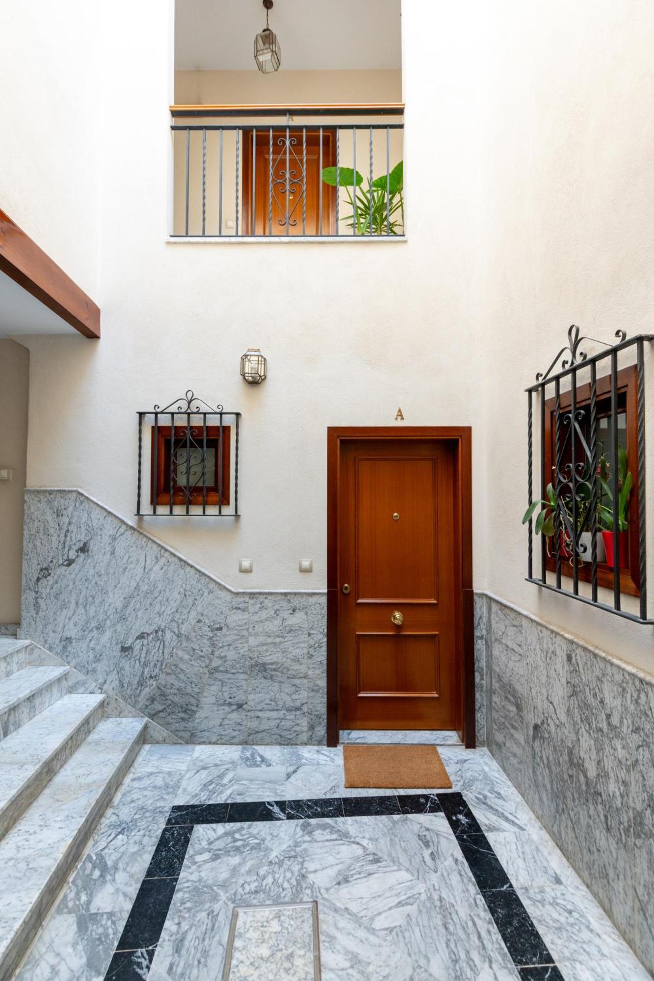 Mn Elegante Ideal Parejas * Sevilla
