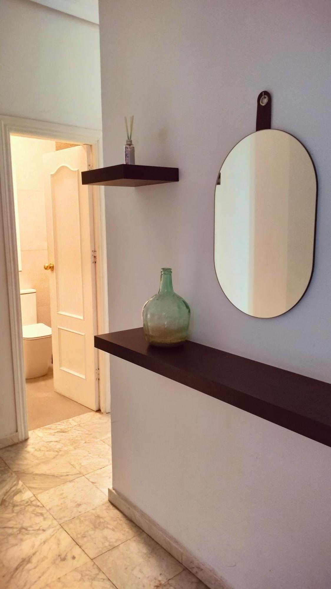 Apartment En Centro Con Vistas A La Plaza Alameda De Hercules - Hasta 7 Personas *