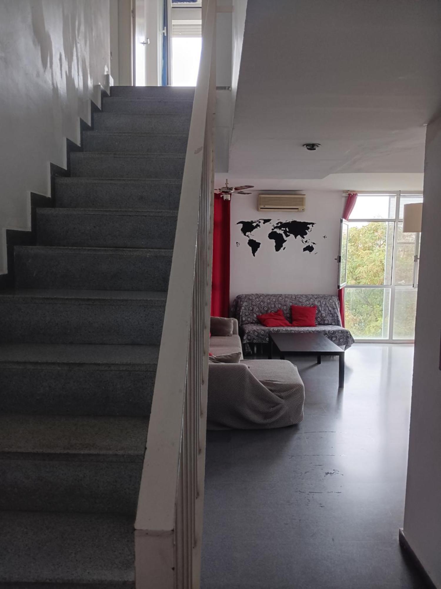 Espacioso Duplex Apartamento *