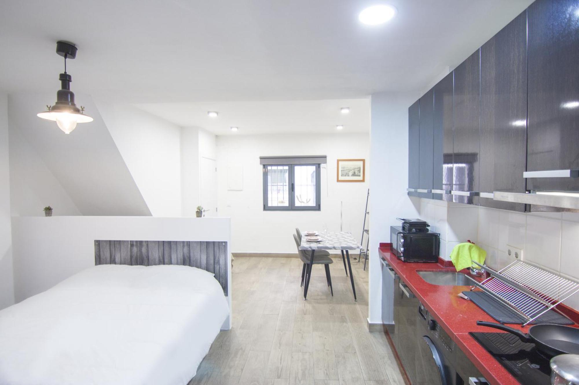 Rentalsevilla Conde Del Aguila Apartamento Sevilla
