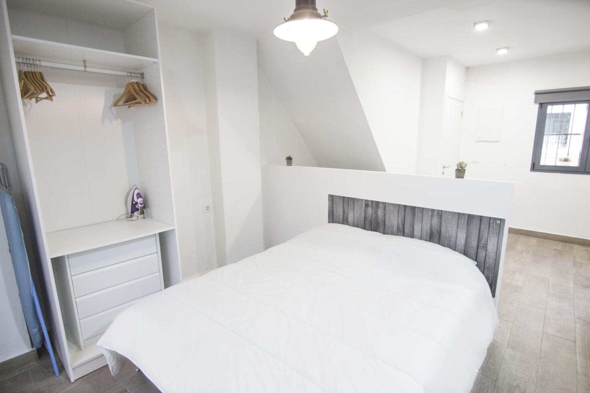 Rentalsevilla Conde Del Aguila Apartamento Sevilla