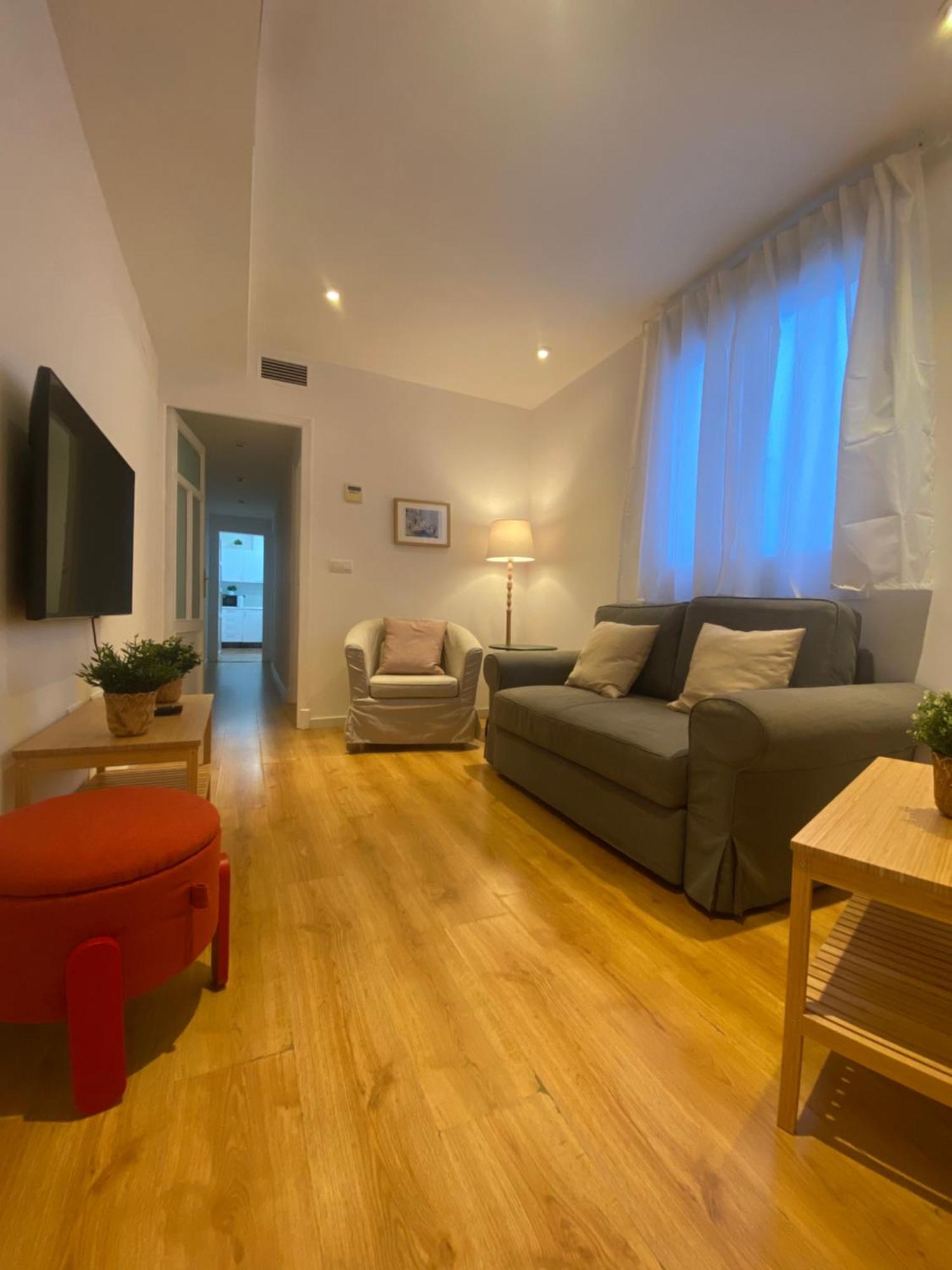 Apartamento 2 Bedroom Virgen De Begona Sevilla