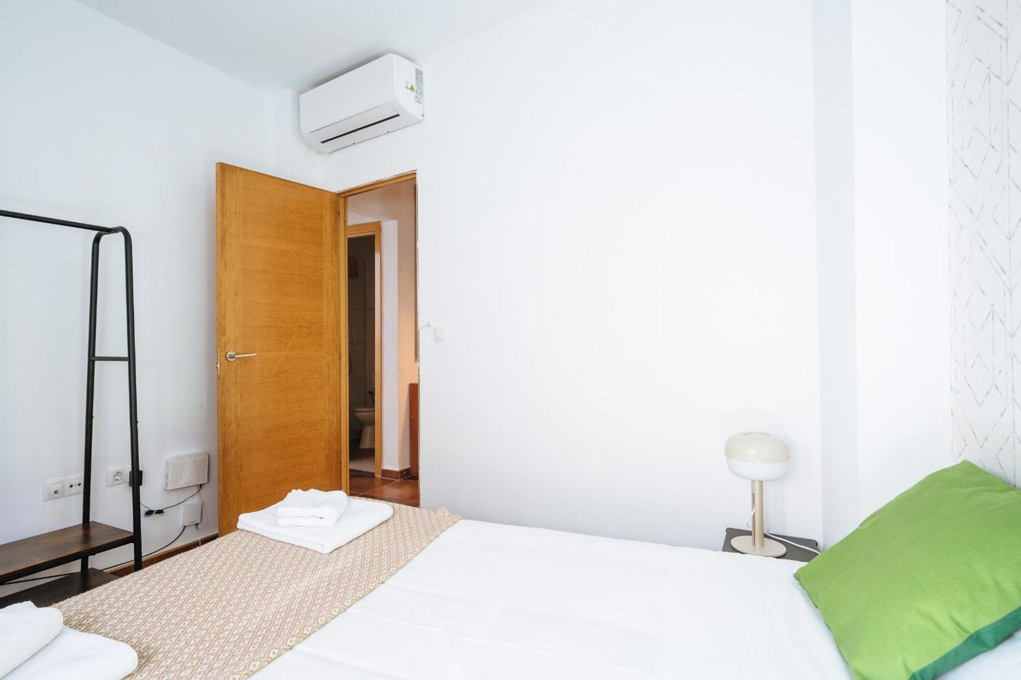 Homeyseville-lovely Duplex At Santa Cruz 10 Pax, Parking Optional *