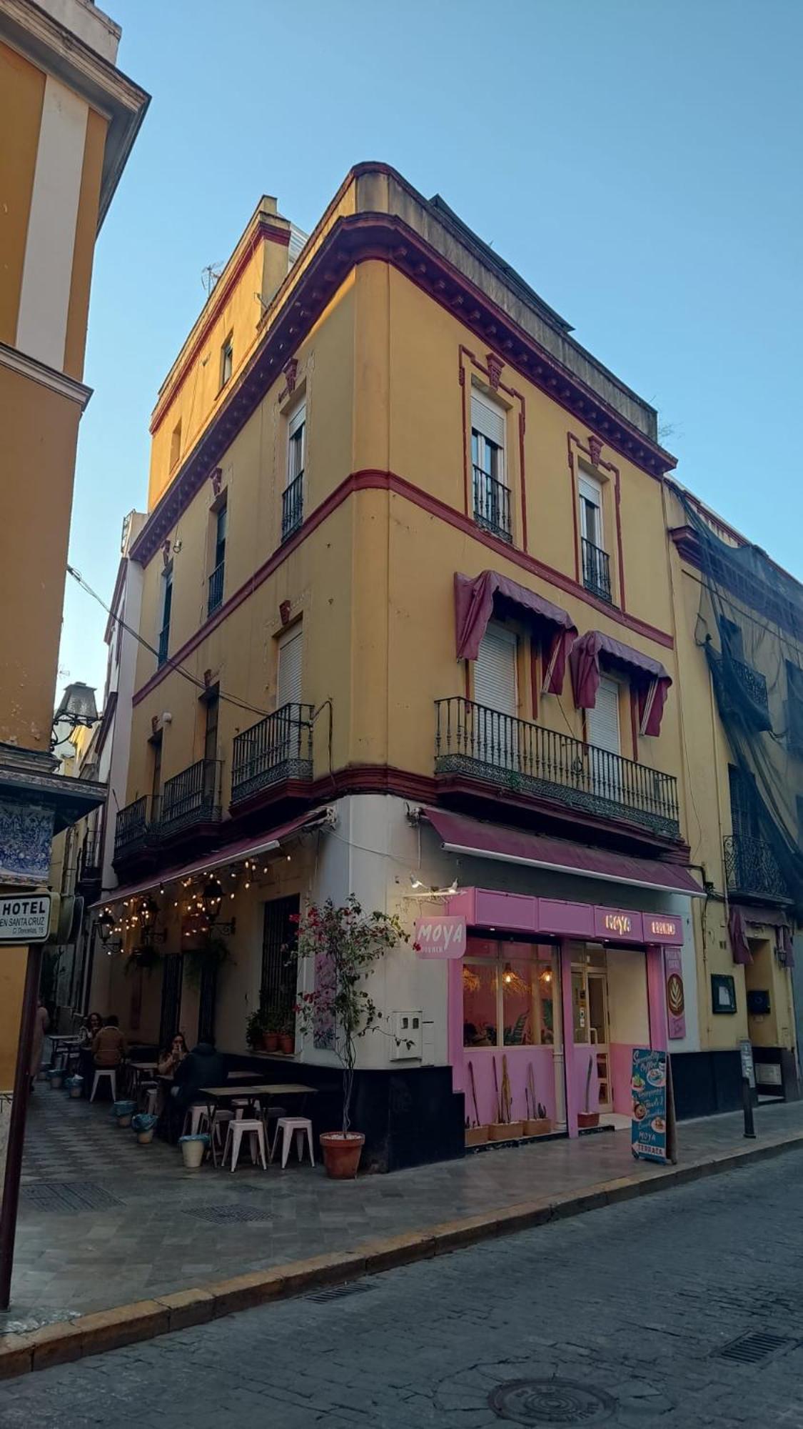 Homeyseville-lovely Duplex At Santa Cruz 10 Pax, Parking Optional Sevilla