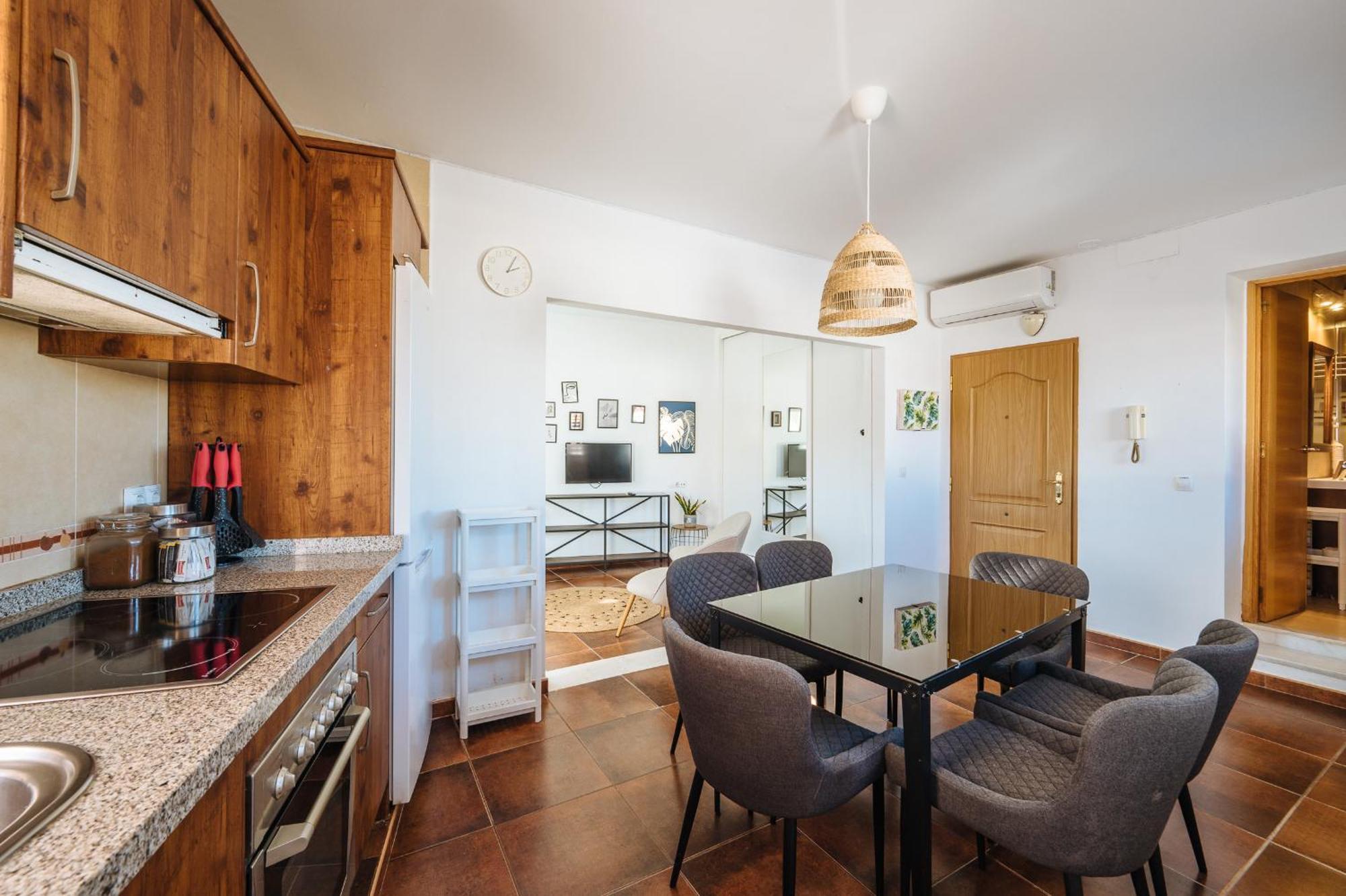 Homeyseville-lovely Duplex At Santa Cruz 10 Pax, Parking Optional * Sevilla