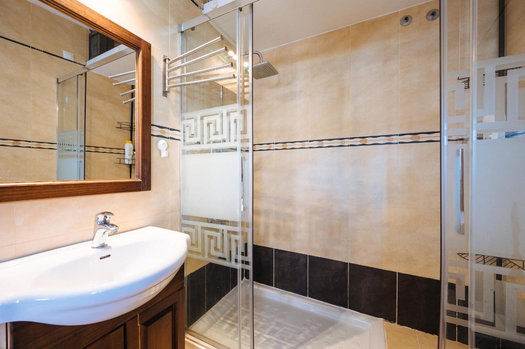 Apartment Homeyseville-lovely Duplex At Santa Cruz 10 Pax, Parking Optional *
