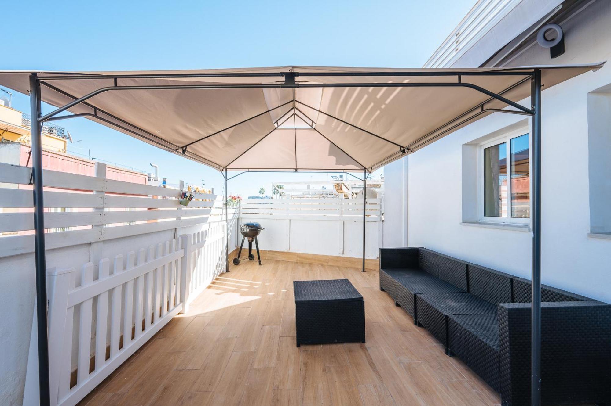 Homeyseville-lovely Duplex At Santa Cruz 10 Pax, Parking Optional *