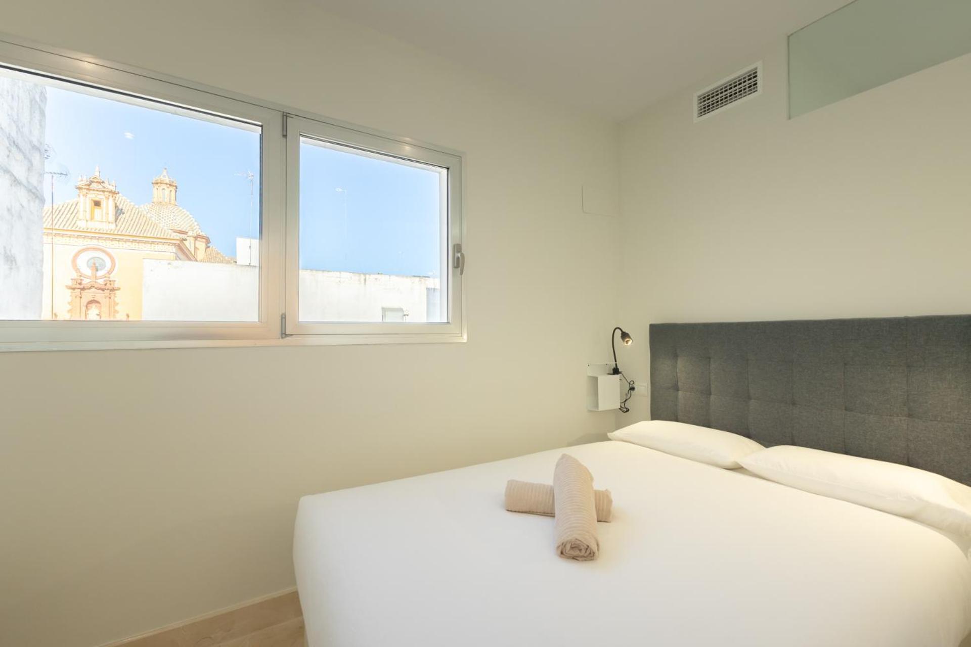 Tentudia Charming With Private Roof-top Or Patio In San Bernardo By Ocityzen Sevilla