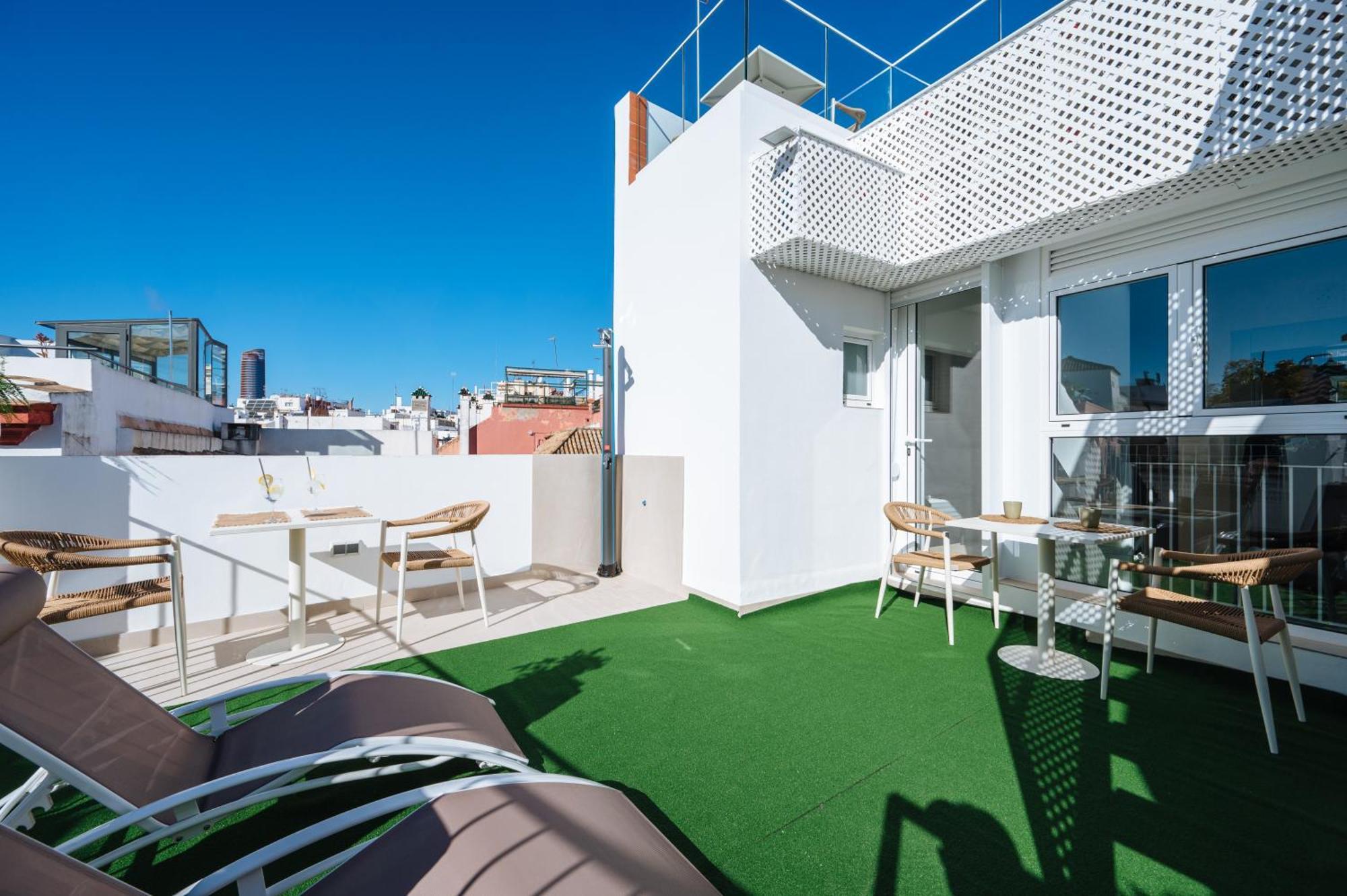 New Hostly Arenal Sevilla
