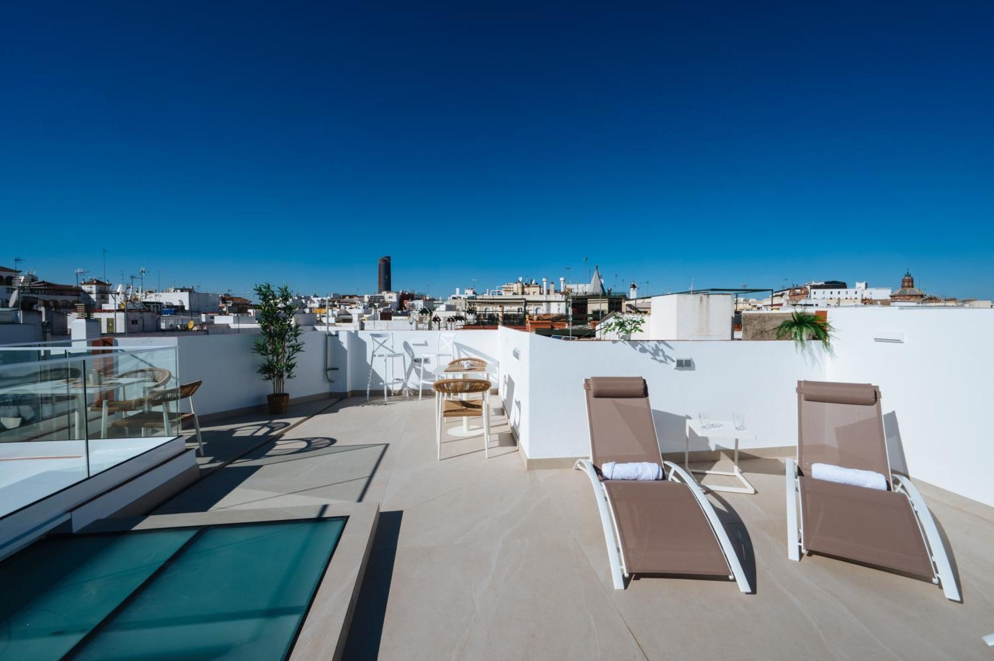 New Hostly Arenal Sevilla