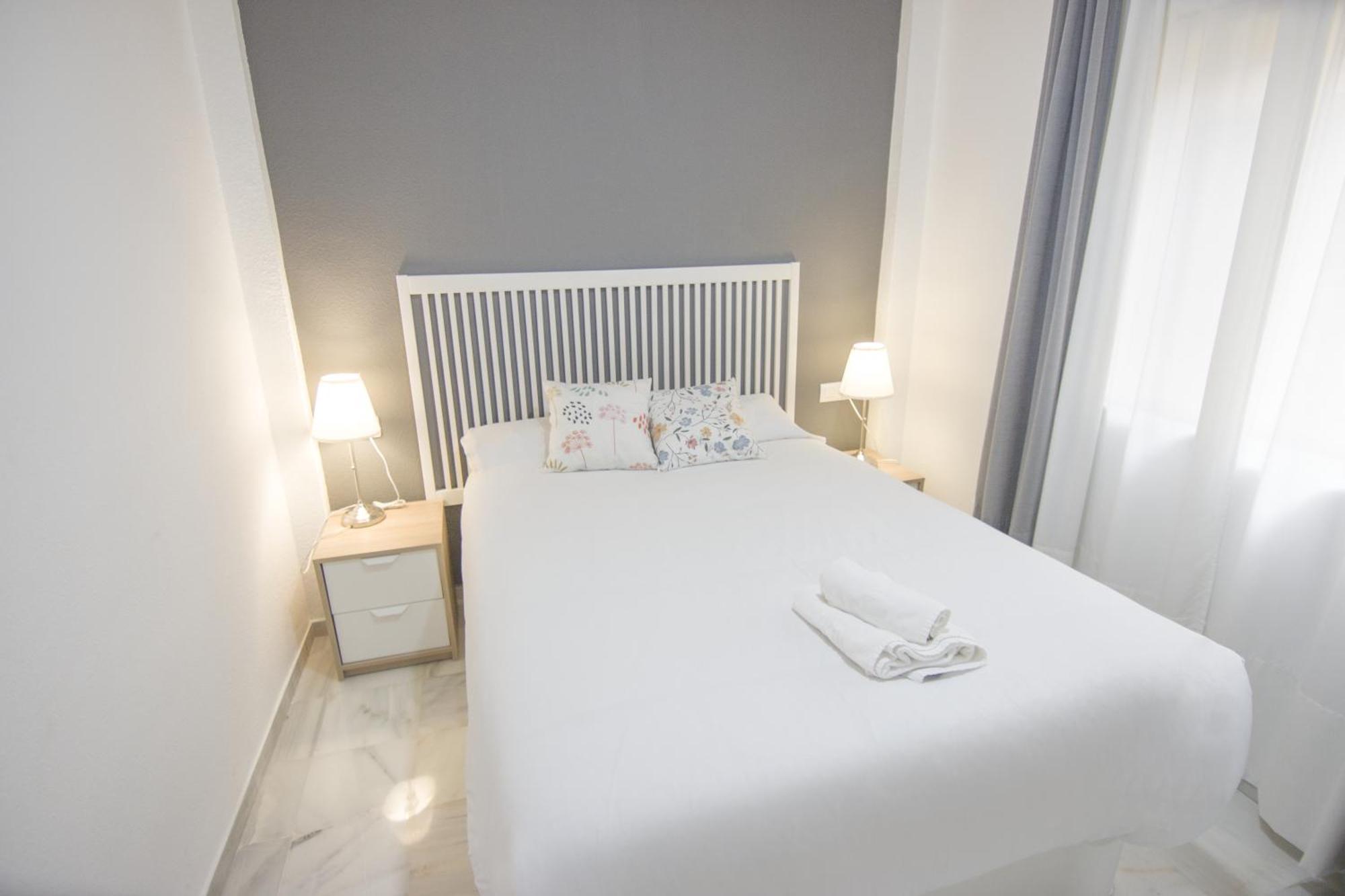 Rentalsevilla Leonor Davalos Ii Apartamento