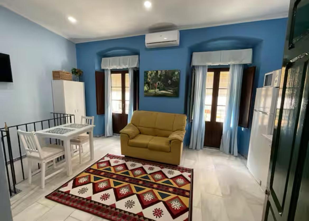 Apartamento Estudio Con Encanto En El Corazon De Triana Sevilla