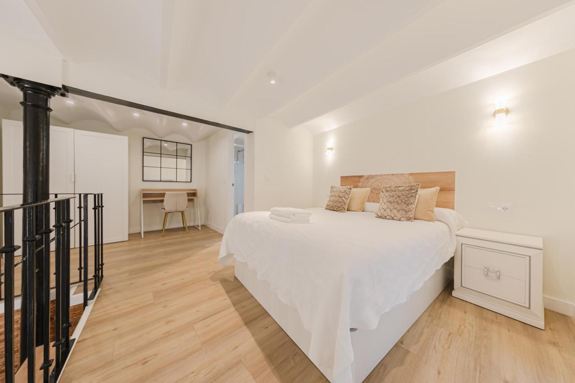 Apartment Duplex Dreams De Barrio Santa Cruz Seville