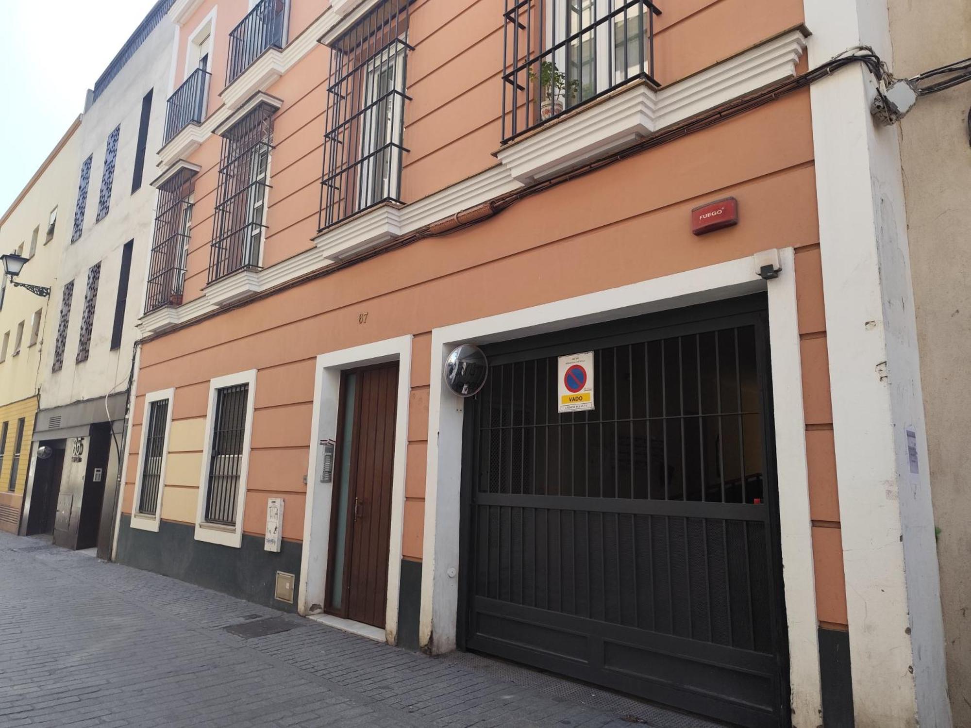San Luis. Plaza De Parking Gratis!!! *