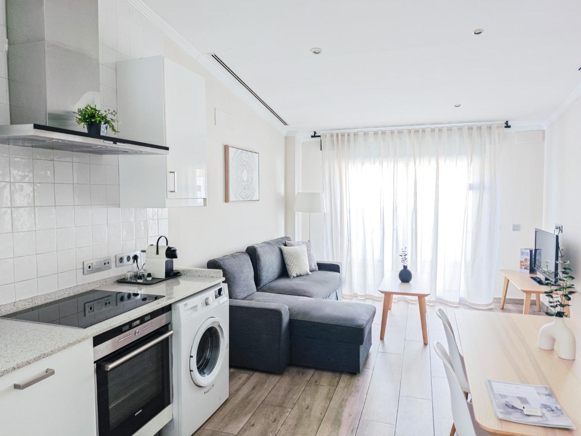 Azz Torre De La Plata Apartamento Sevilla