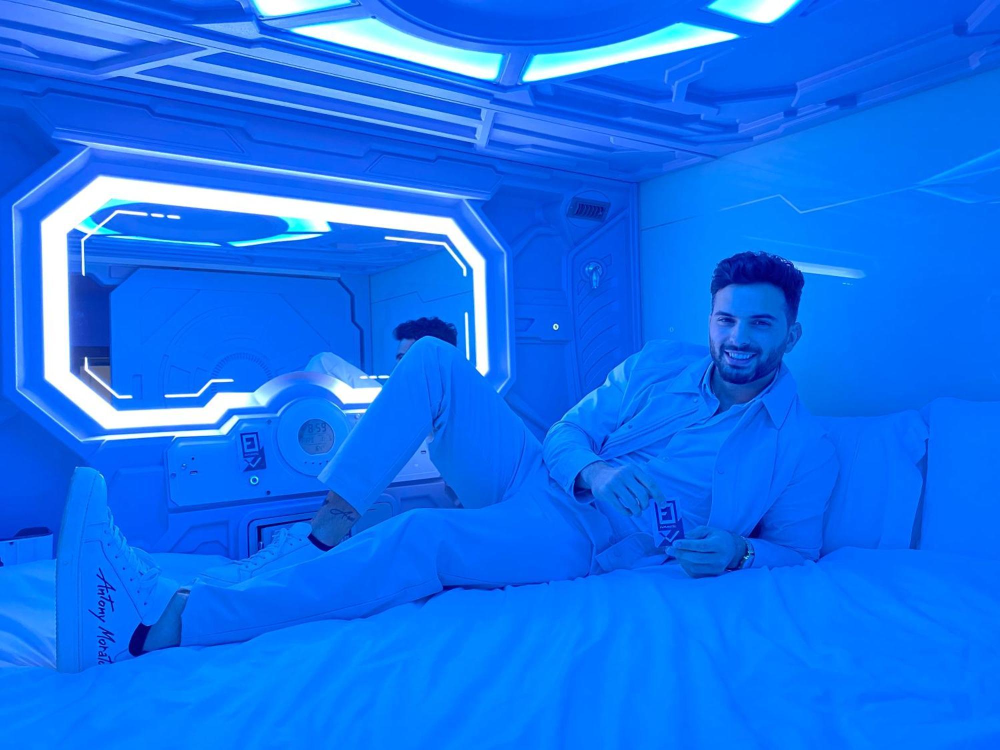 Capsule hotel Futurotel