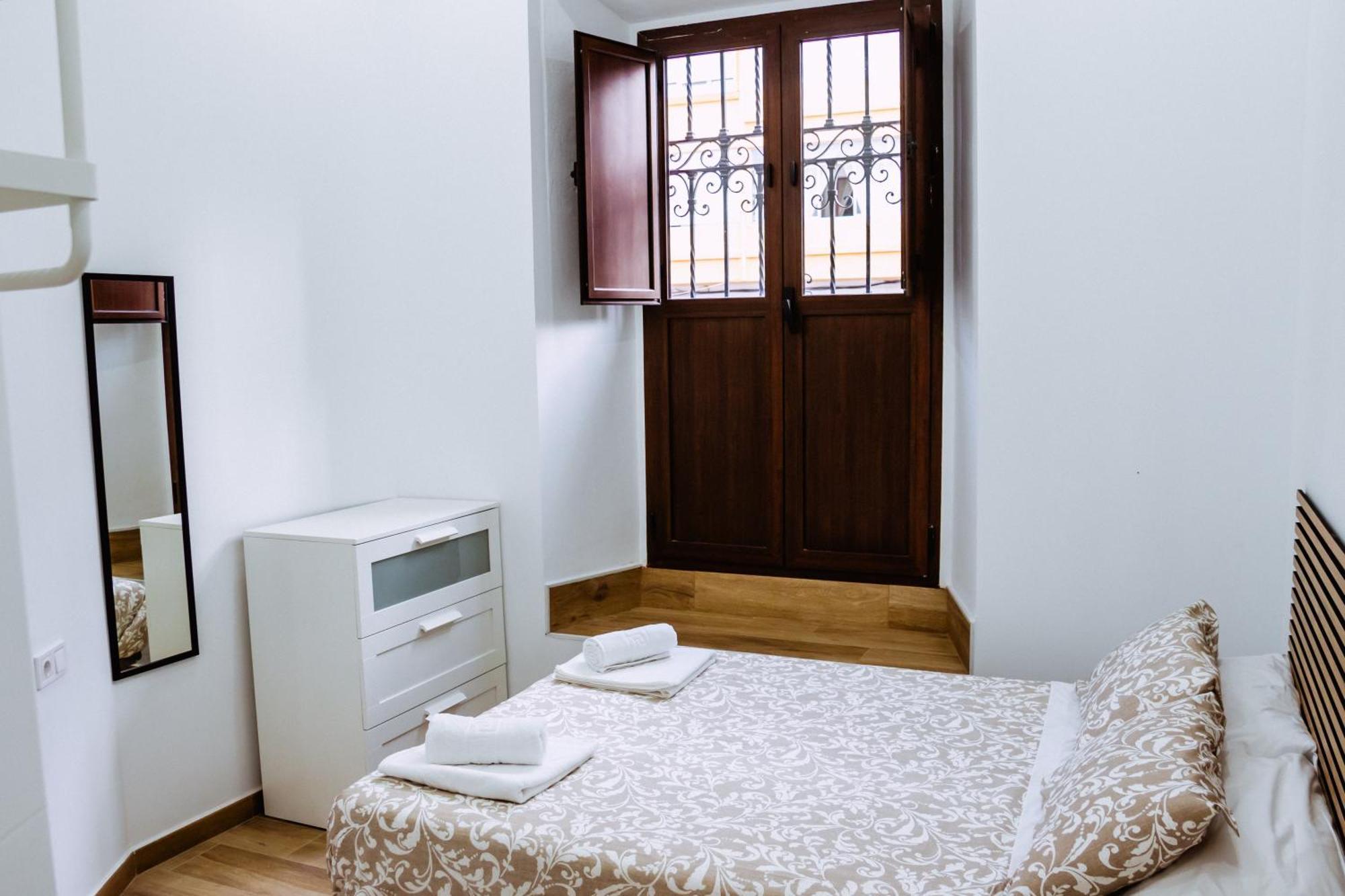 Triana Riverside Hostal Sevilla