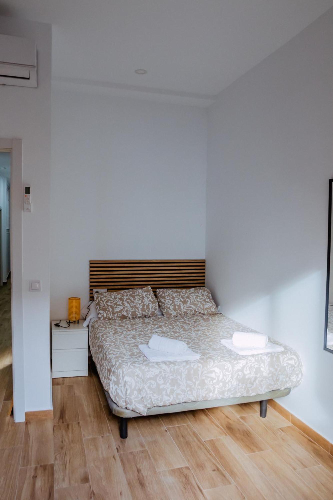 Hostal Triana Riverside