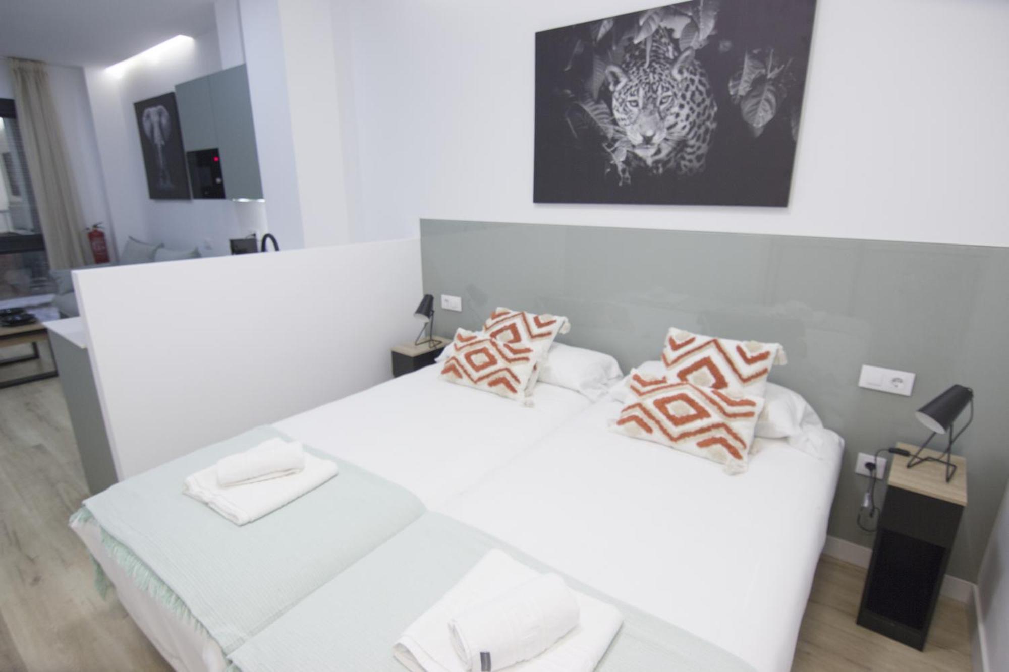 Rentalsevilla Torneo Apartamento *
