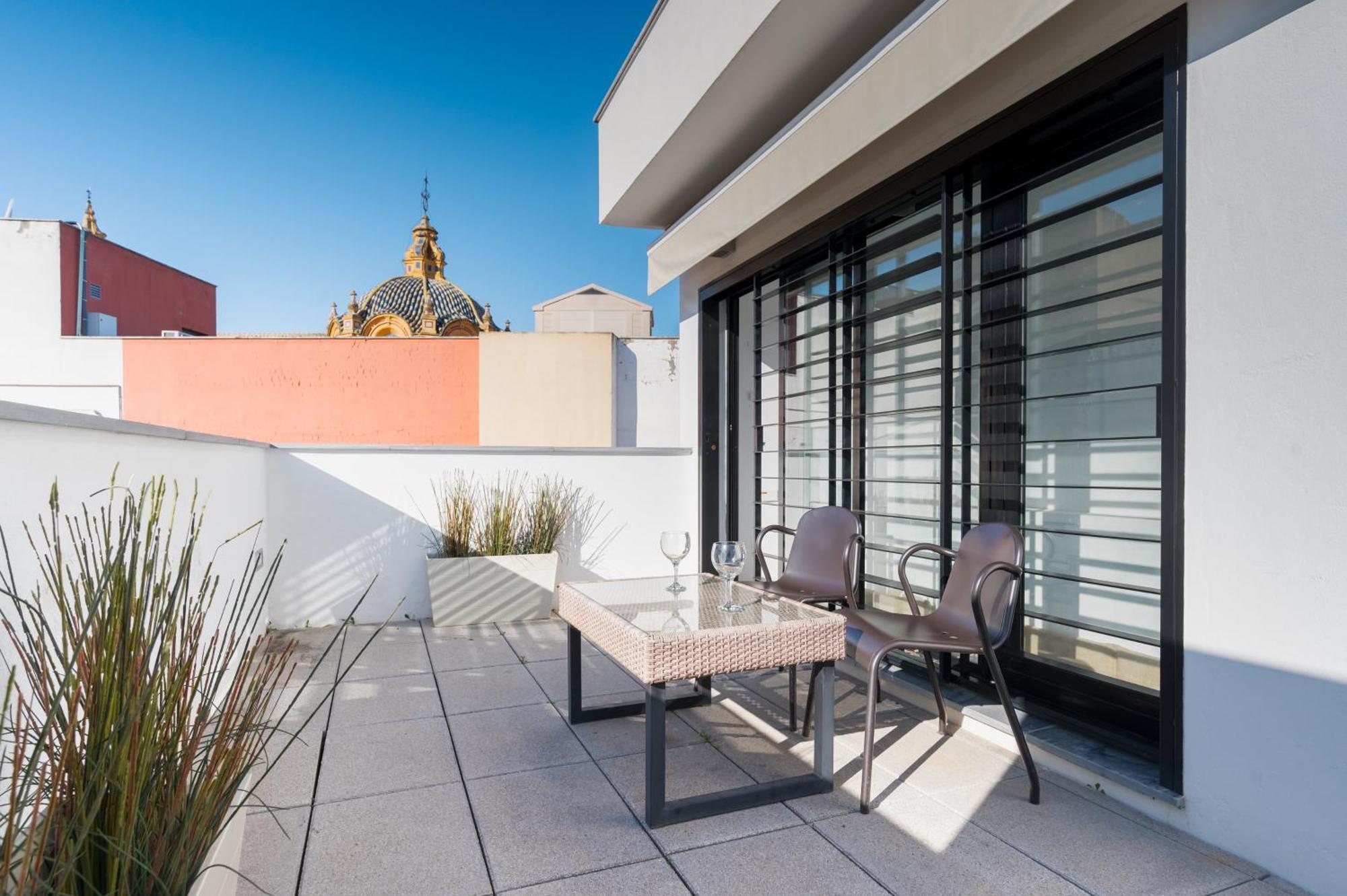 Attic With Terrace- 1bd 1bth- Corral Del Rey * Seville