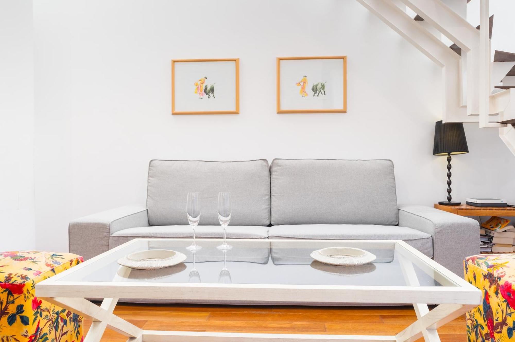 Attic With Terrace- 1bd 1bth- Corral Del Rey Seville