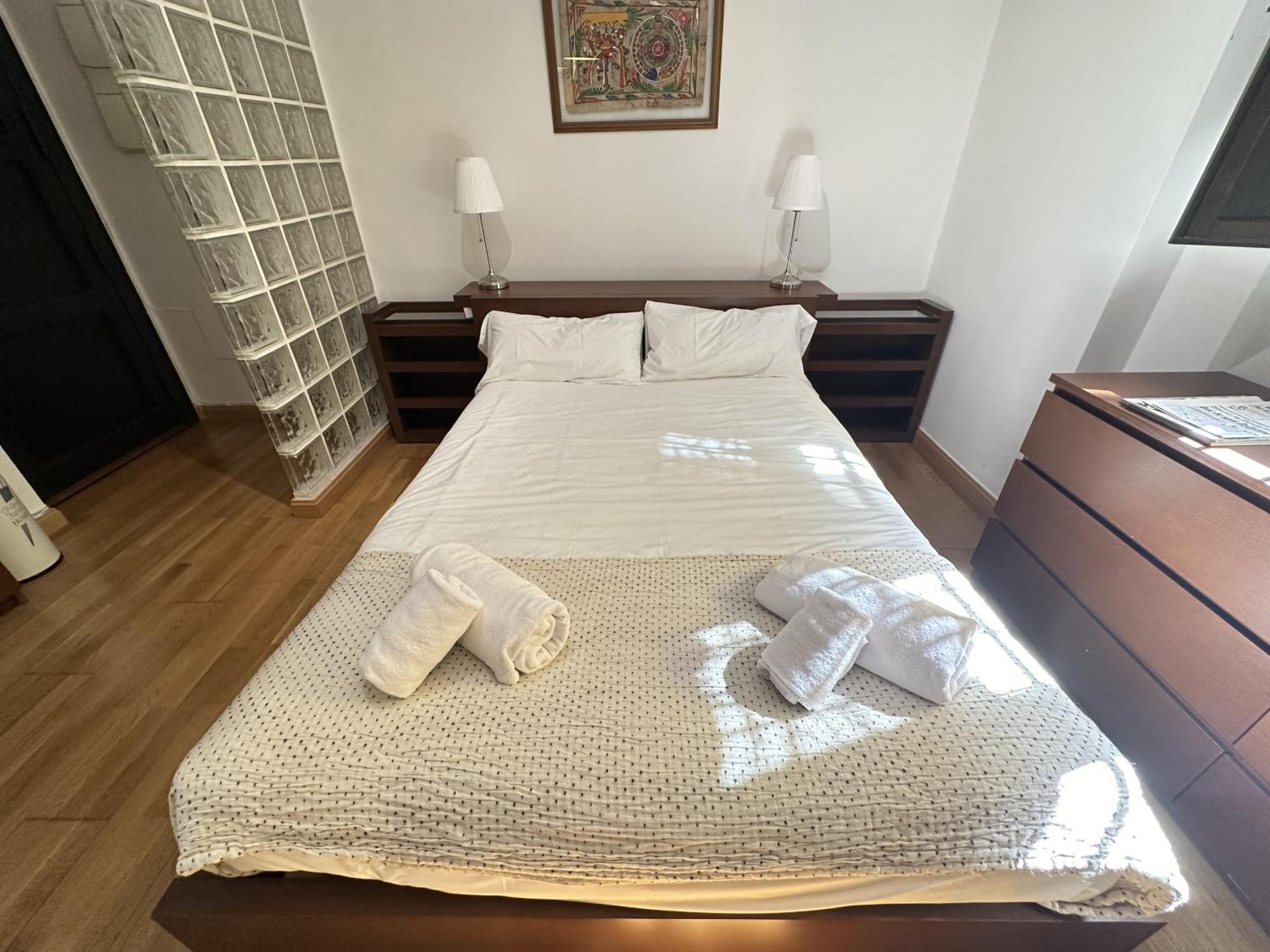 Apartment Calle Infantes Centro De *
