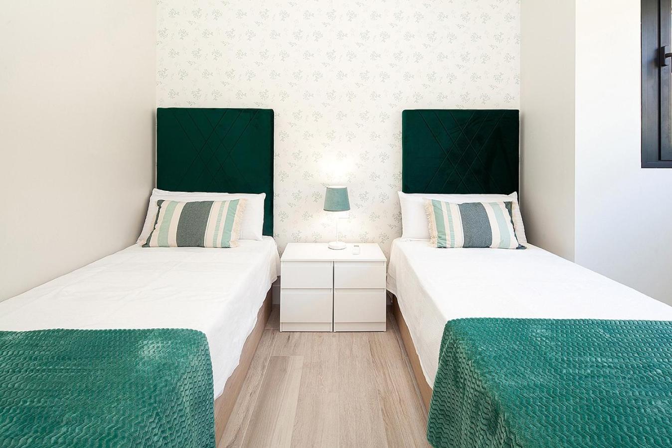Apartment Family Suits Encantos De Seville