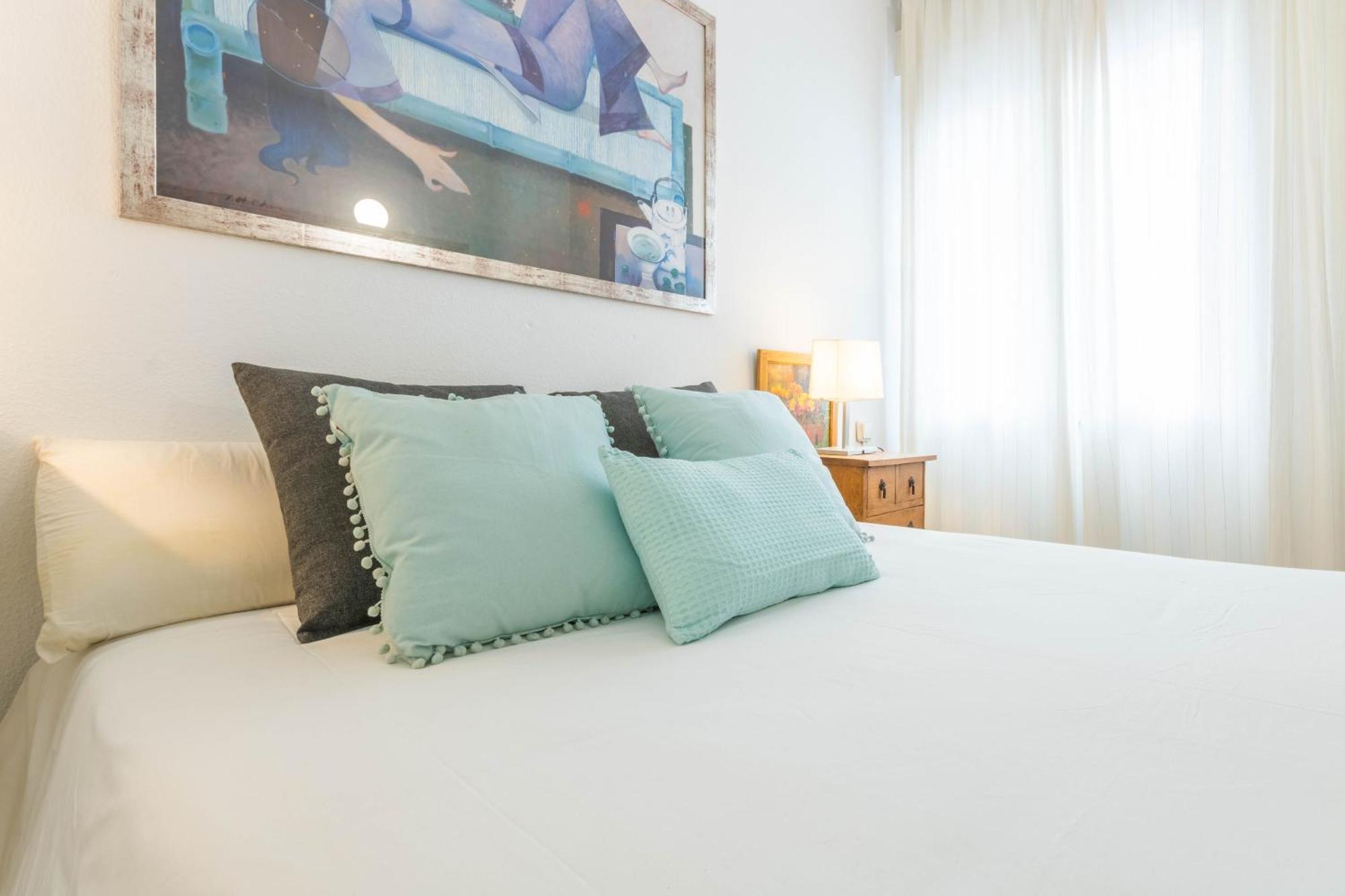 And Cozy- 1bd 1bth- Triana Apartment Seville